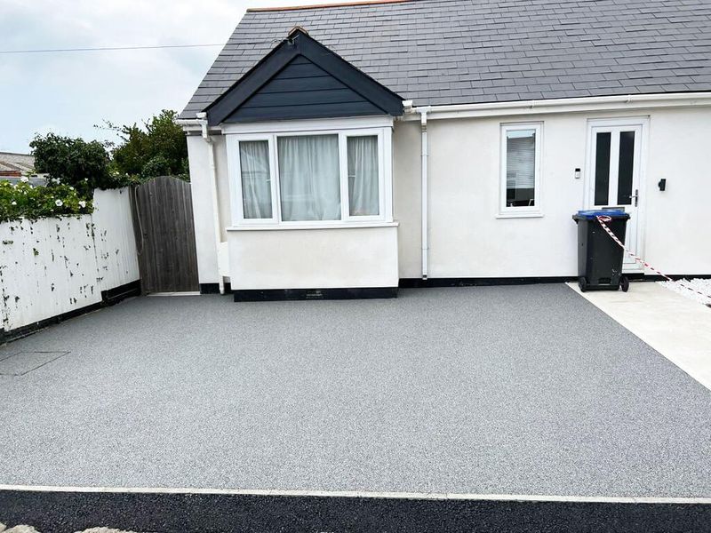 Great Little Project With Resin & Porcelain Slabs - Herne Bay, Kent